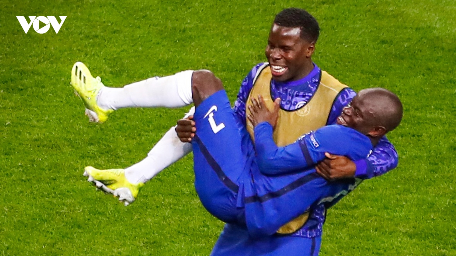 Những khoảnh khắc "để đời" khi Chelsea vô địch Champions League