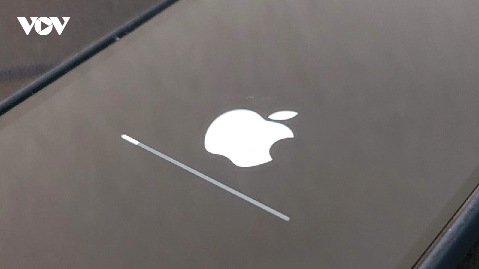 Vừa tung iOS 14.5, Apple đã khẩn cấp phát hành iOS 14.5.1