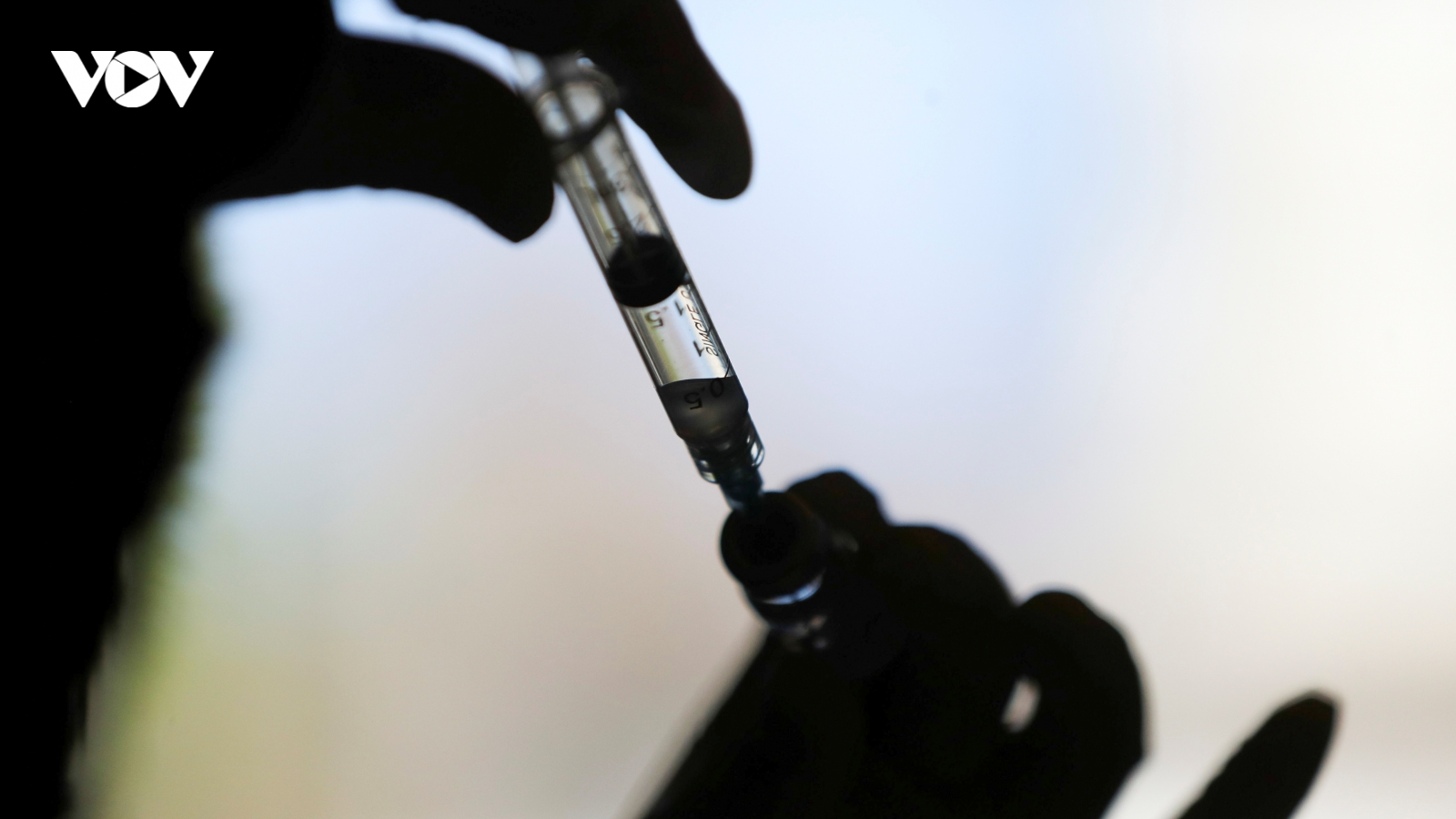 Nguy cơ nhiễm biến thể Delta giảm 69% nếu tiêm đủ liều vaccine Covid-19