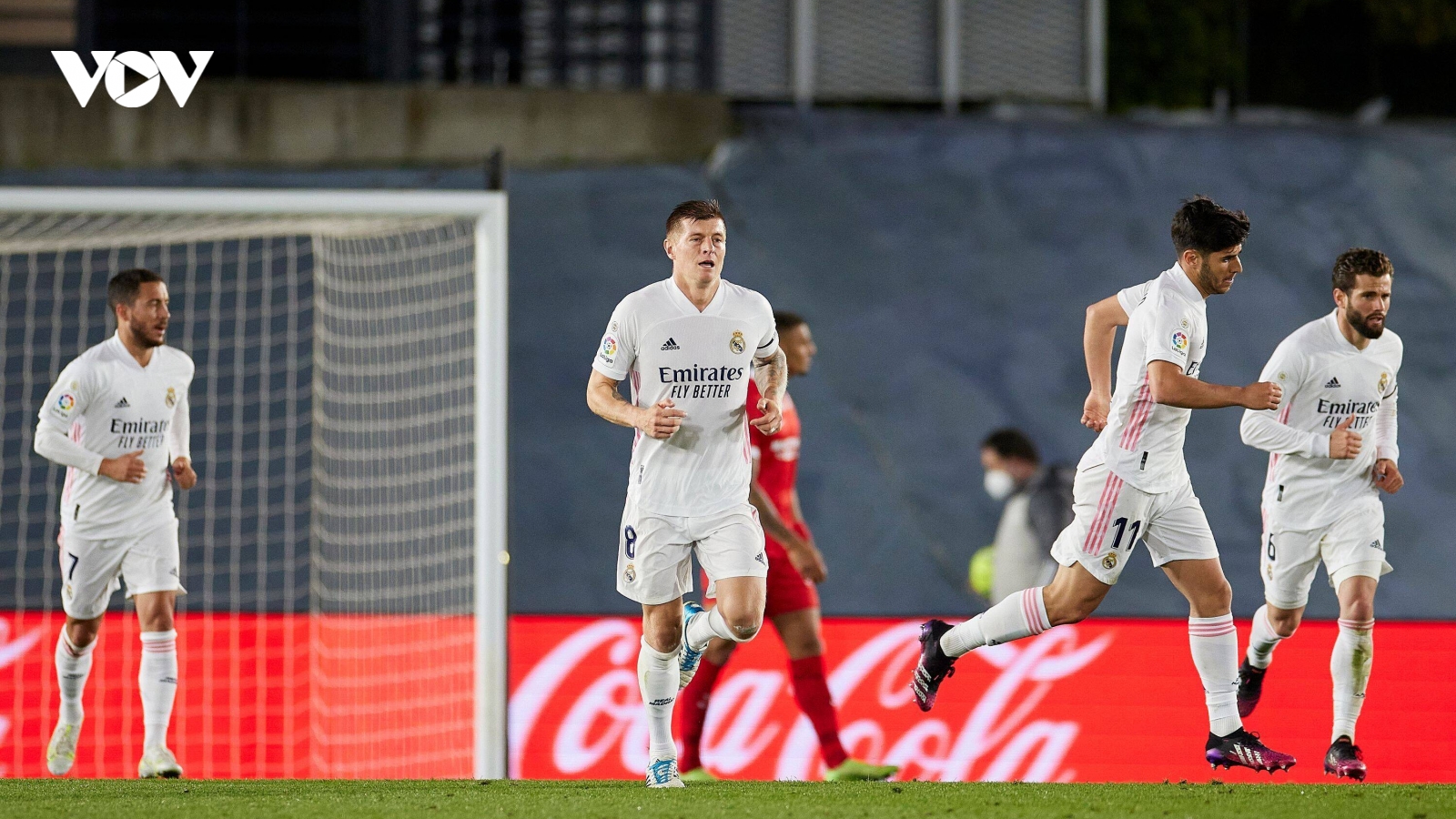 Hòa thất vọng Sevilla, Real Madrid mất quyền tự quyết trong cuộc đua vô địch La Liga
