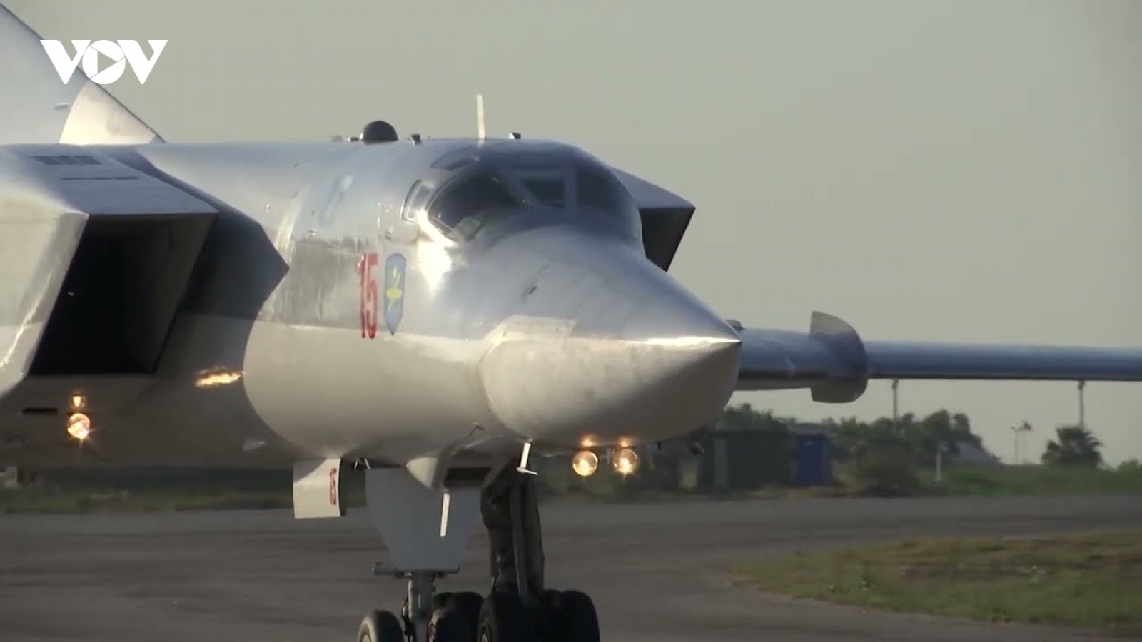 Máy bay ném bom tầm xa Tu-22M3 lần đầu tới căn cứ Nga tại Syria