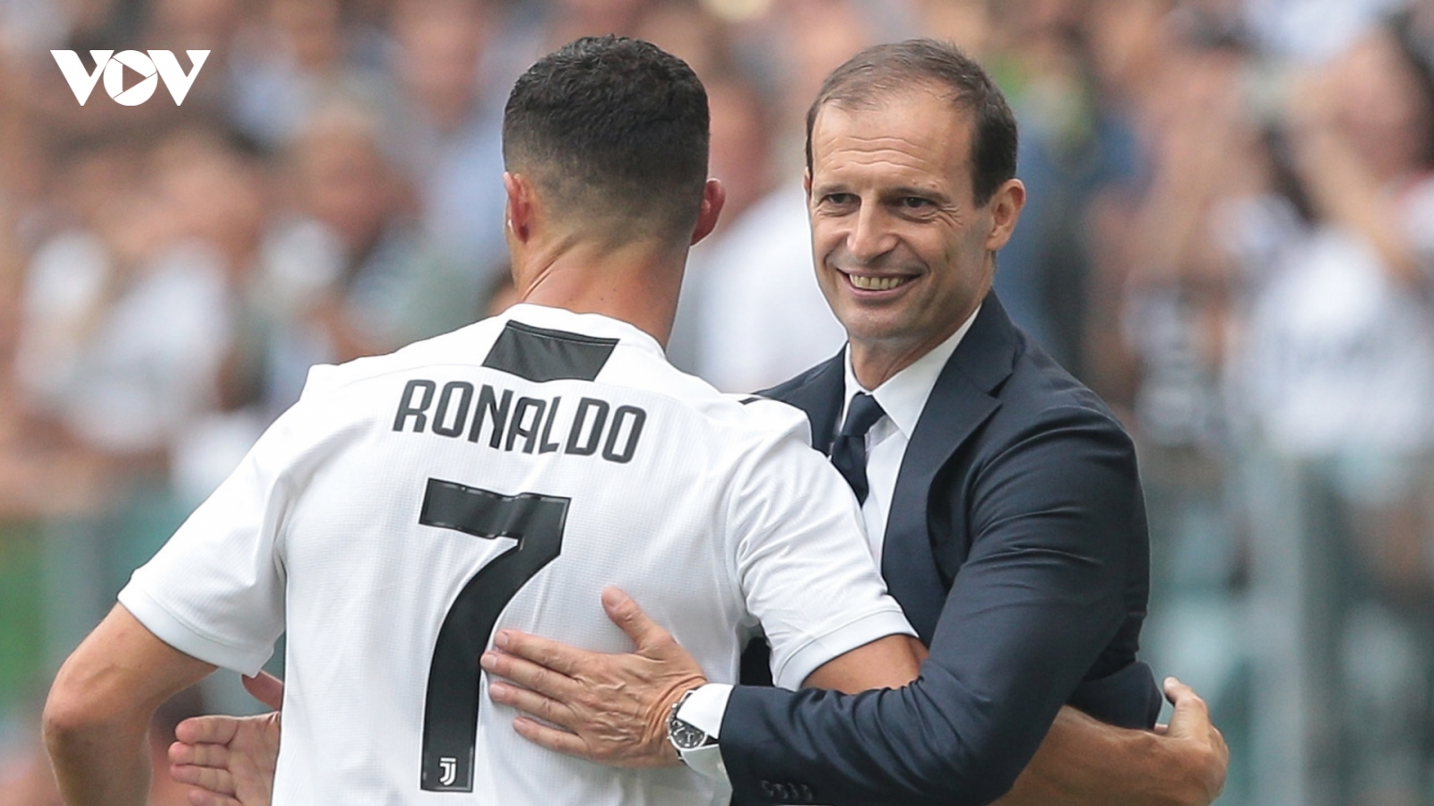 RỘ TIN ĐỒN Ronaldo sắp "tái ngộ" thầy cũ Allegri ở Juventus?