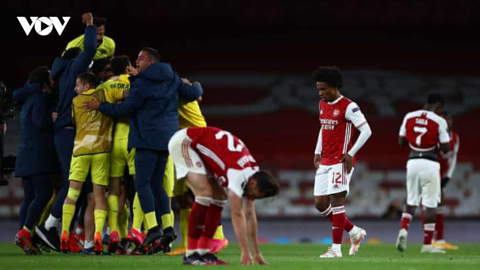 Europa League: Arsenal ngậm ngùi nhìn Villarreal vào chung kết gặp MU