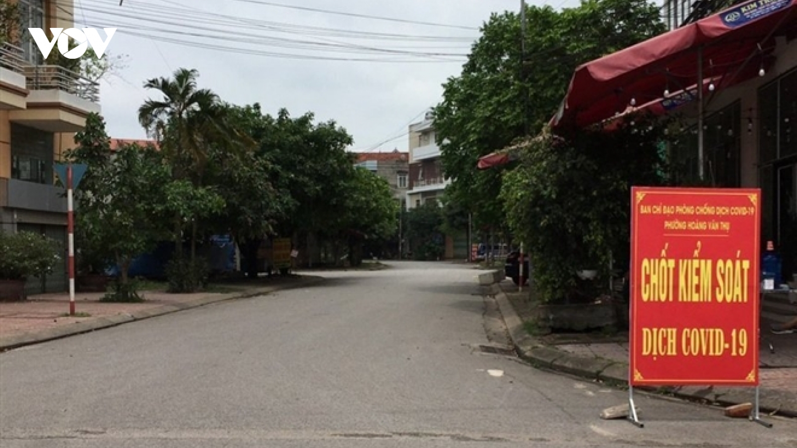 Bắc Giang yêu cầu người dân "cửa đóng then cài" để phòng dịch Covid-19
