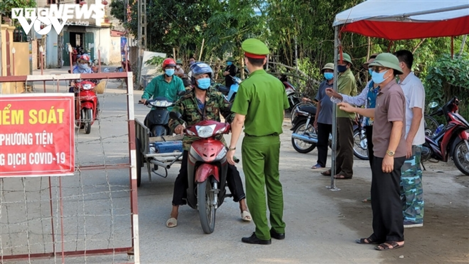 Thêm 14 ca mắc Covid–19, Bắc Ninh xét nghiệm 15.600 dân xã Mão Điền
