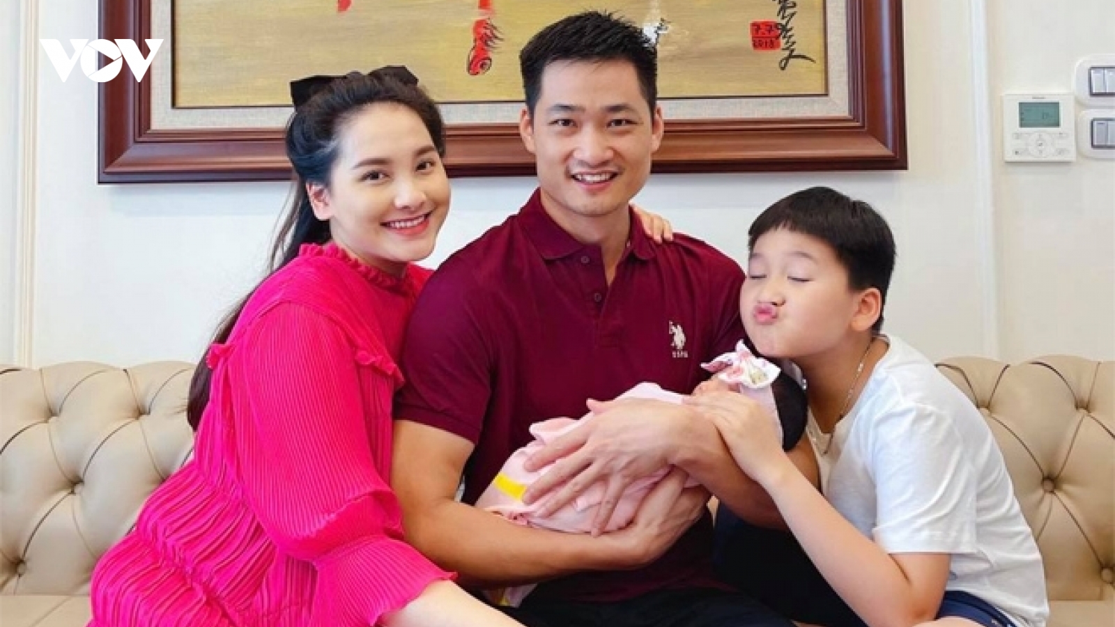 Vừa sinh con, diễn viên Bảo Thanh khoe nhan sắc xinh rạng ngời