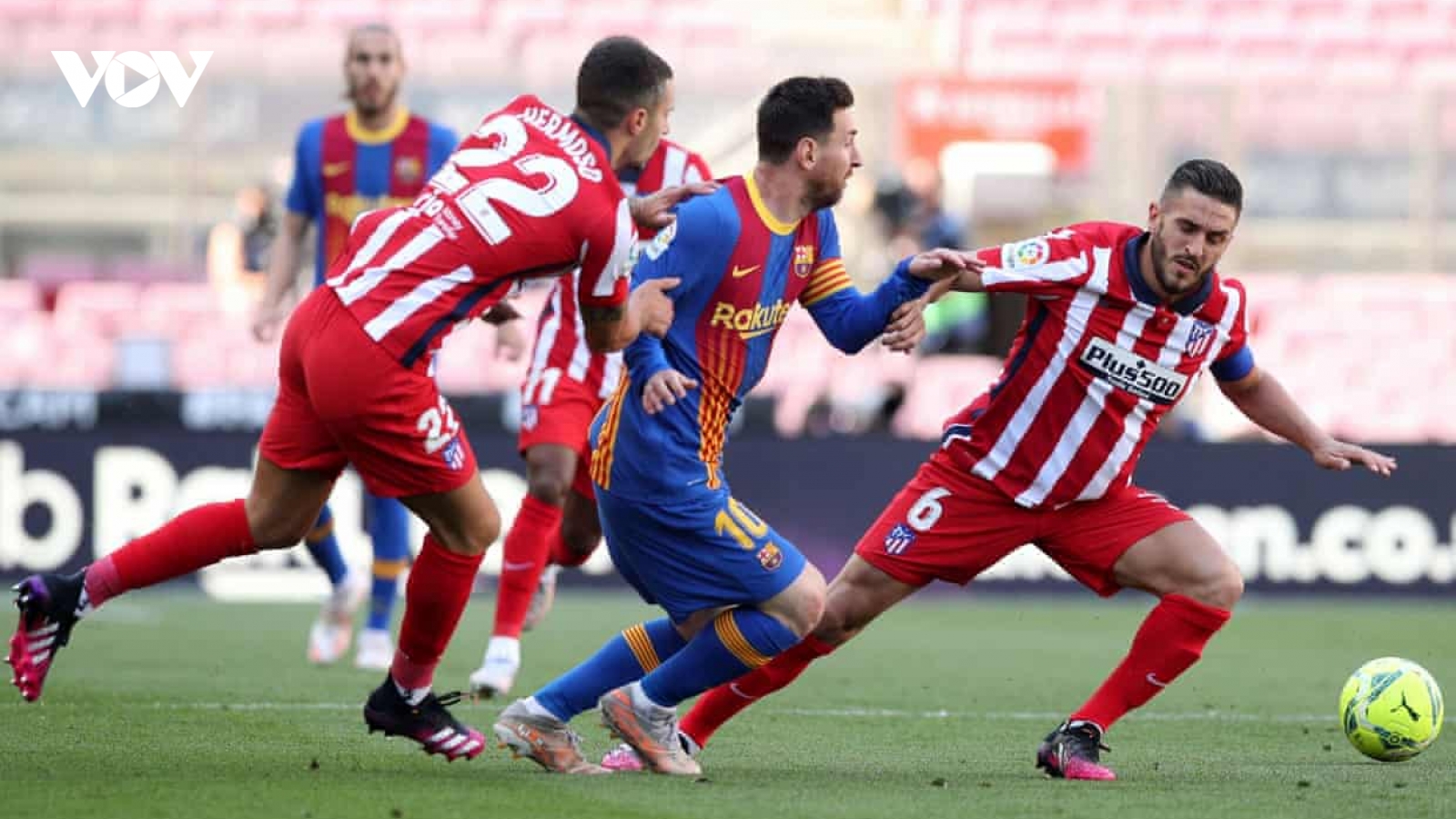 Barca hòa Atletico, Real Madrid có cơ hội chiếm ngôi đầu La Liga