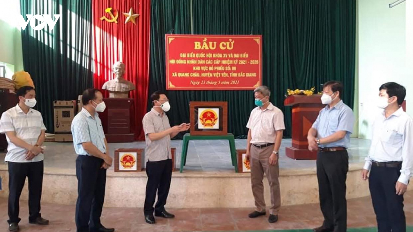 Bộ Y tế hỗ trợ Bắc Giang đảm bảo an toàn chống dịch COVID-19 trong bầu cử