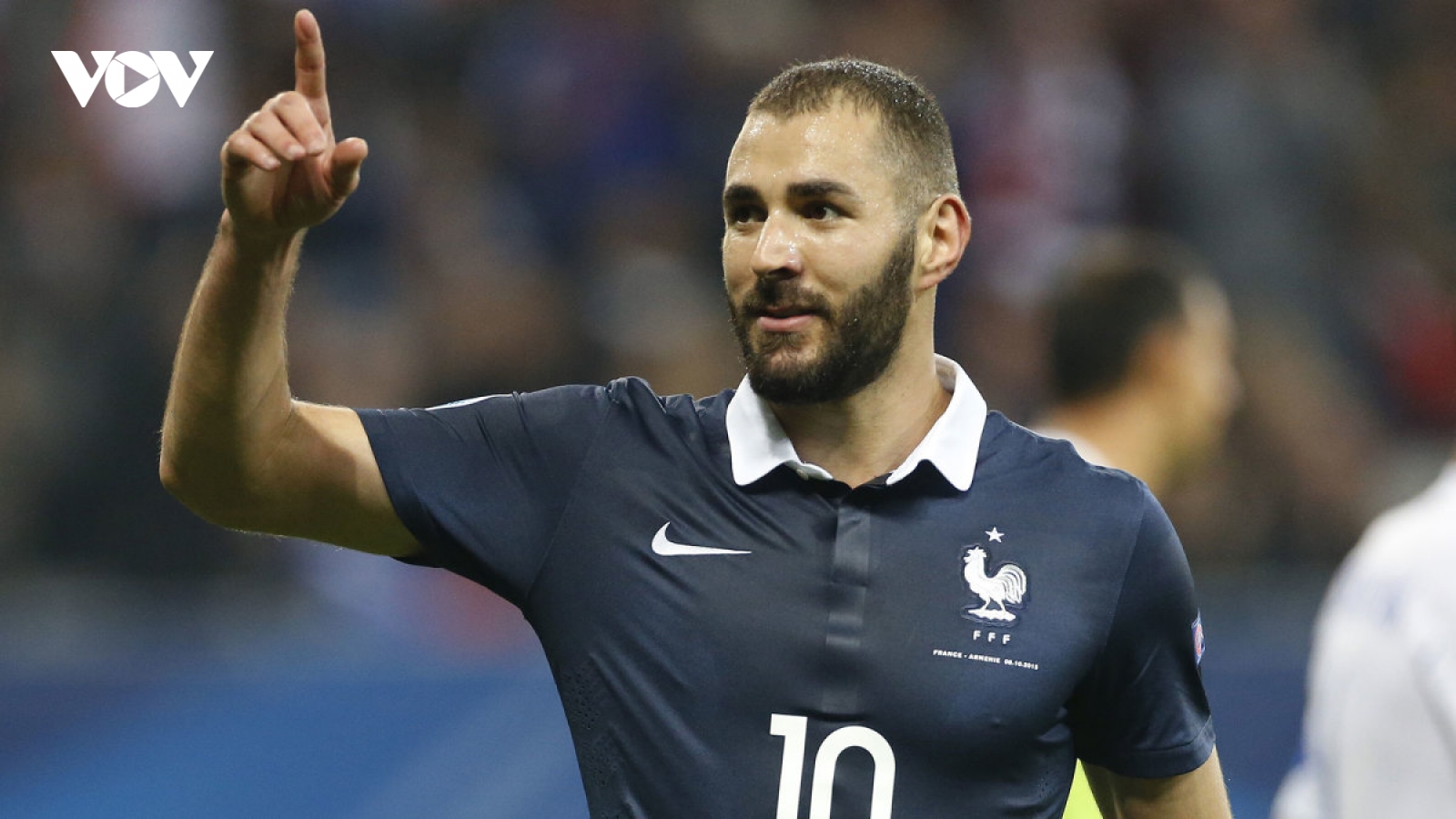 Benzema trở lại, doanh số áo đấu của ĐT Pháp tăng 2400%