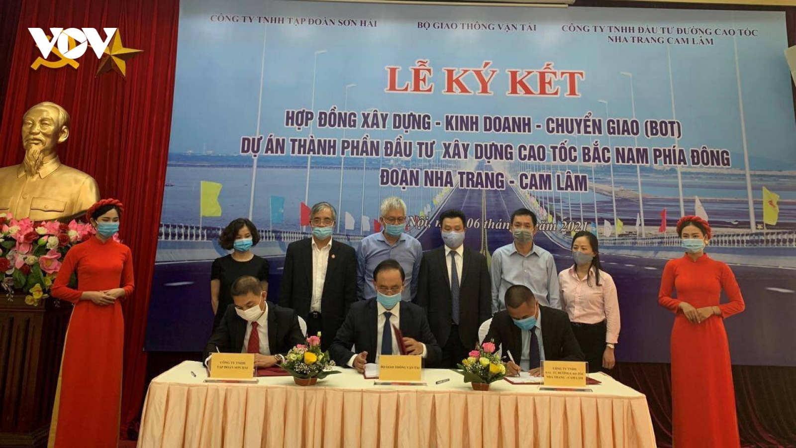 Bộ GTVT ký hợp đồng PPP đầu tiên với Tập đoàn Sơn Hải làm cao tốc Nha Trang - Cam Lâm
