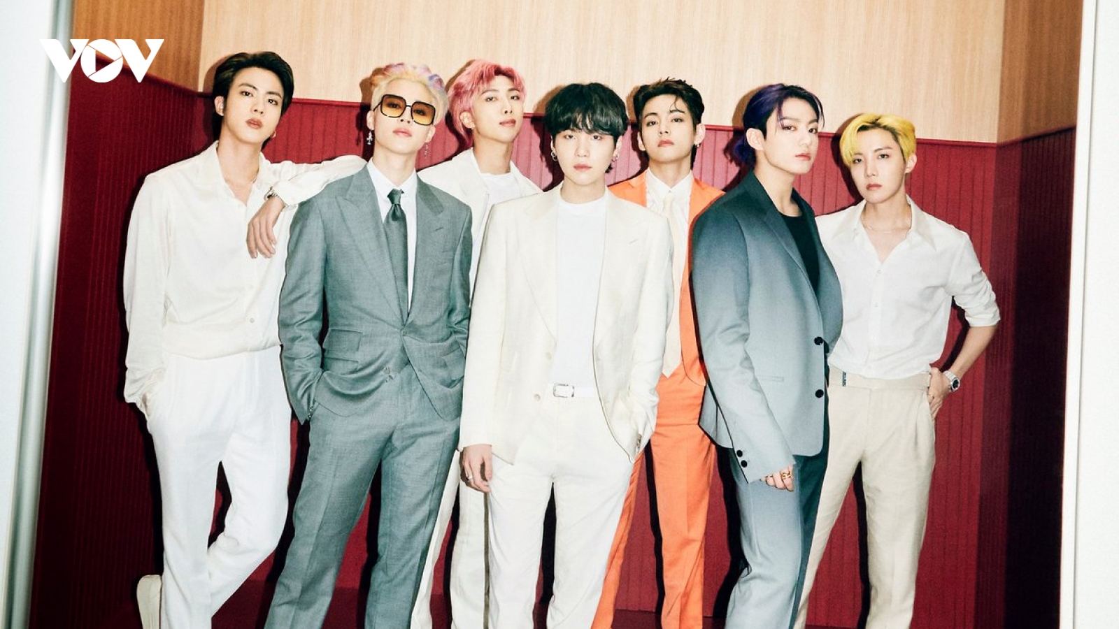 BTS tung teaser nhóm hé lộ tạo hình điển trai với màu tóc mới