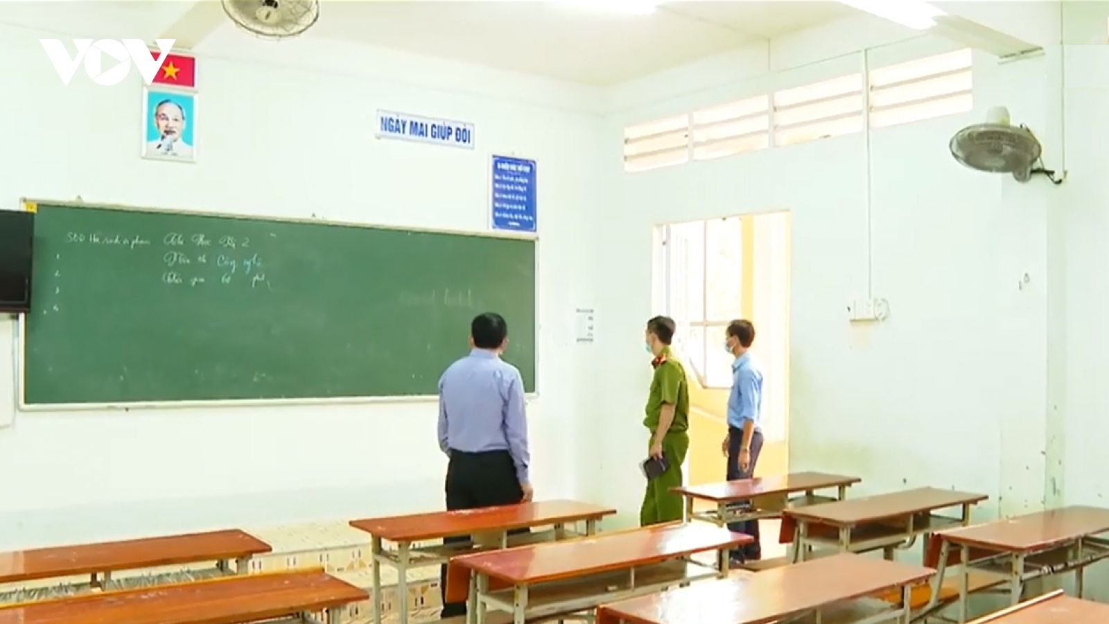  Vĩnh Long chuẩn bị thi tuyển học sinh lớp 10 năm 2021 - 2022