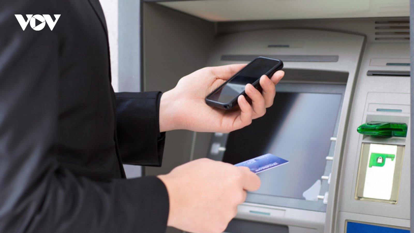 Chiếm đoạt SIM để đánh cắp tiền từ tài khoản người dùng