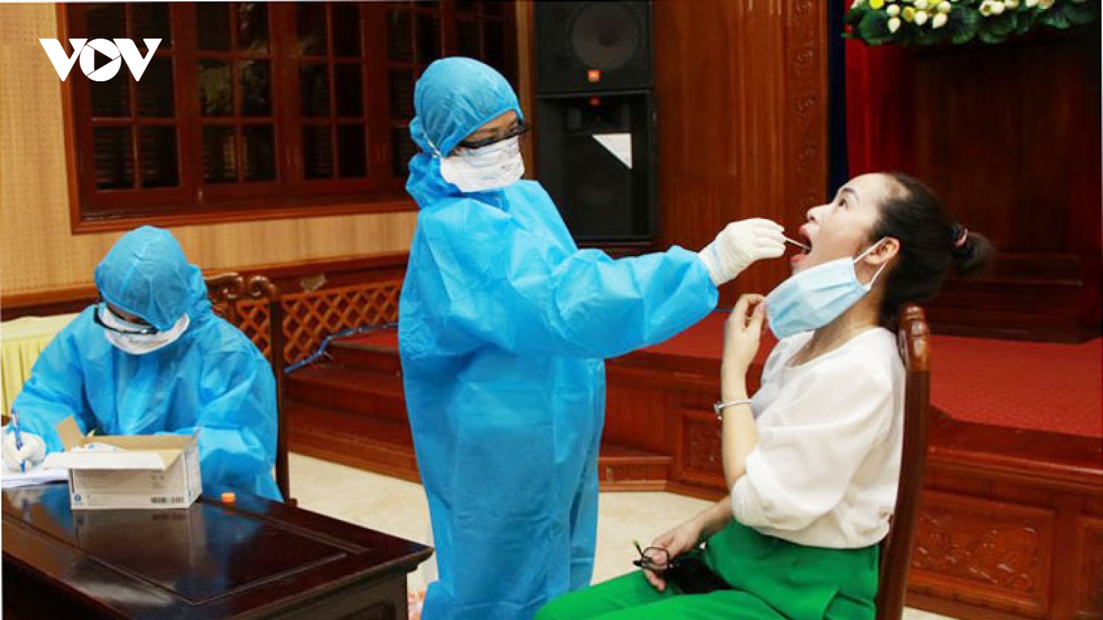Hà Nam khởi tố vụ án, kỷ luật 3 cán bộ liên quan ổ dịch Covid-19
