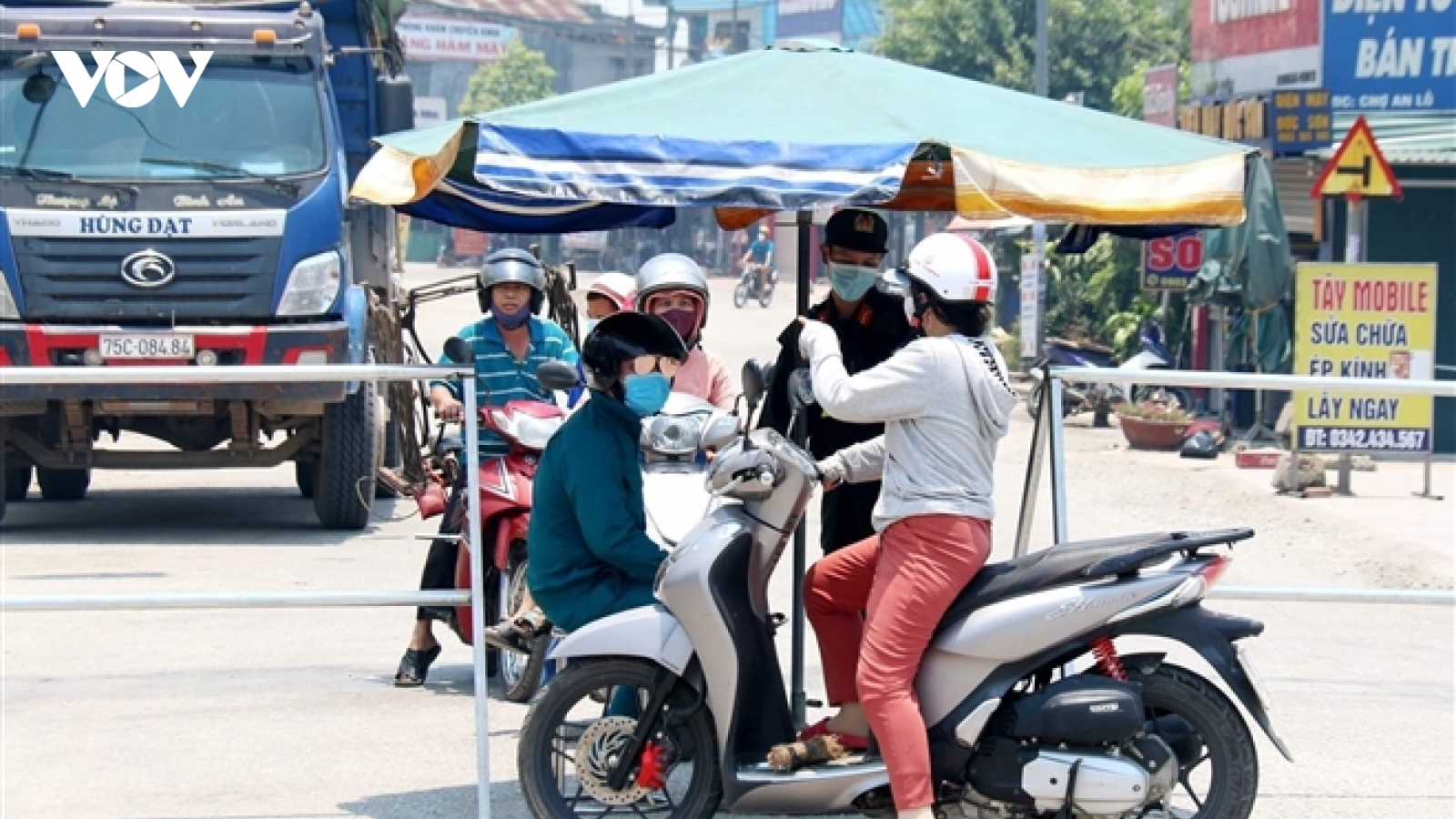 Đi đánh ghen, nhóm người ở Huế bị cách ly