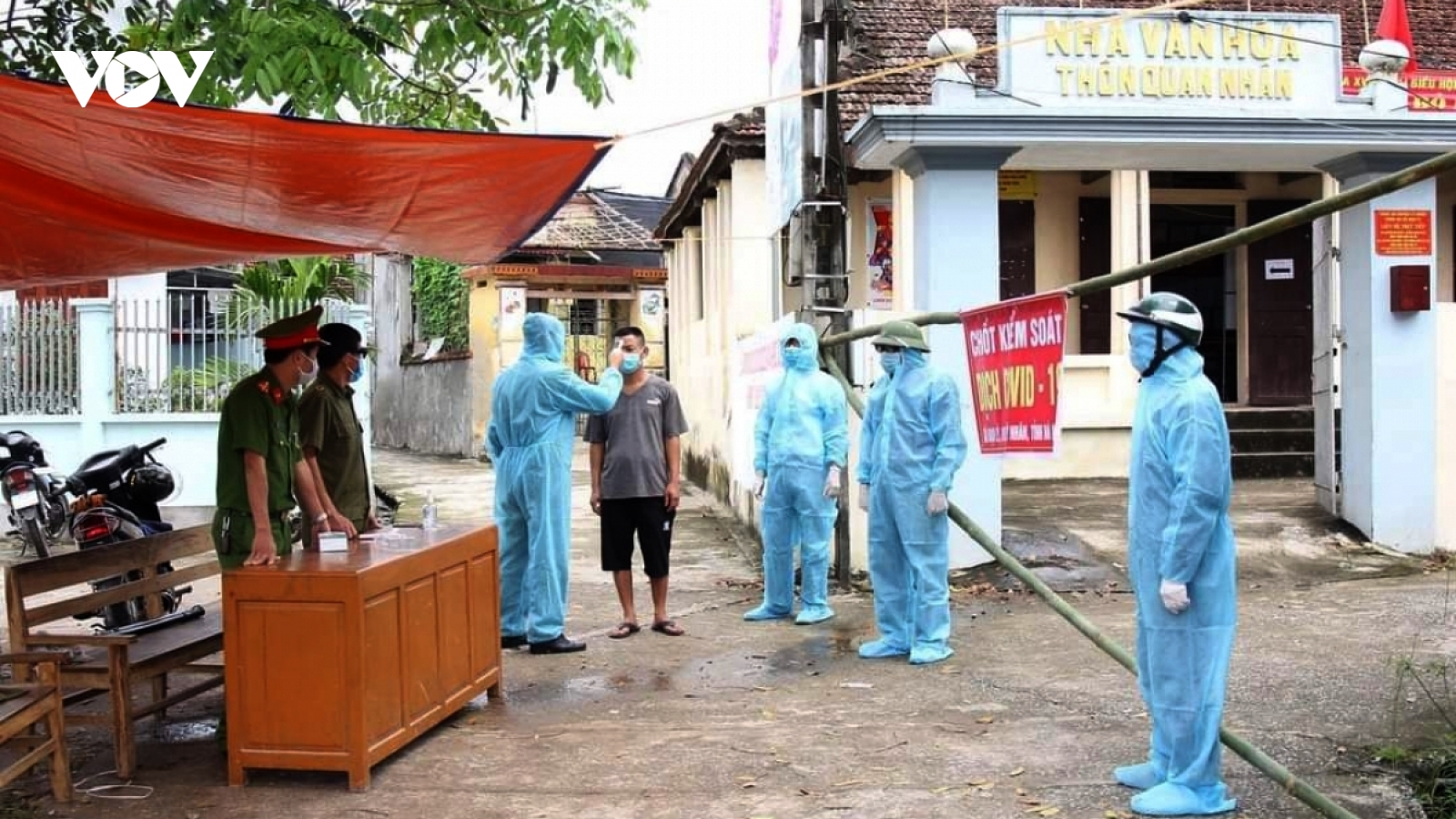 Hà Nam có 3 ca dương tính mới, trong đó có bệnh nhi 2 tuổi