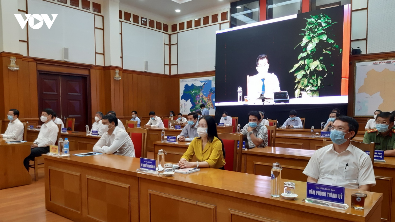 Tiếp xúc cử tri Đà Nẵng, ứng viên cam kết tháo gỡ khó khăn trong quản lý đất đai