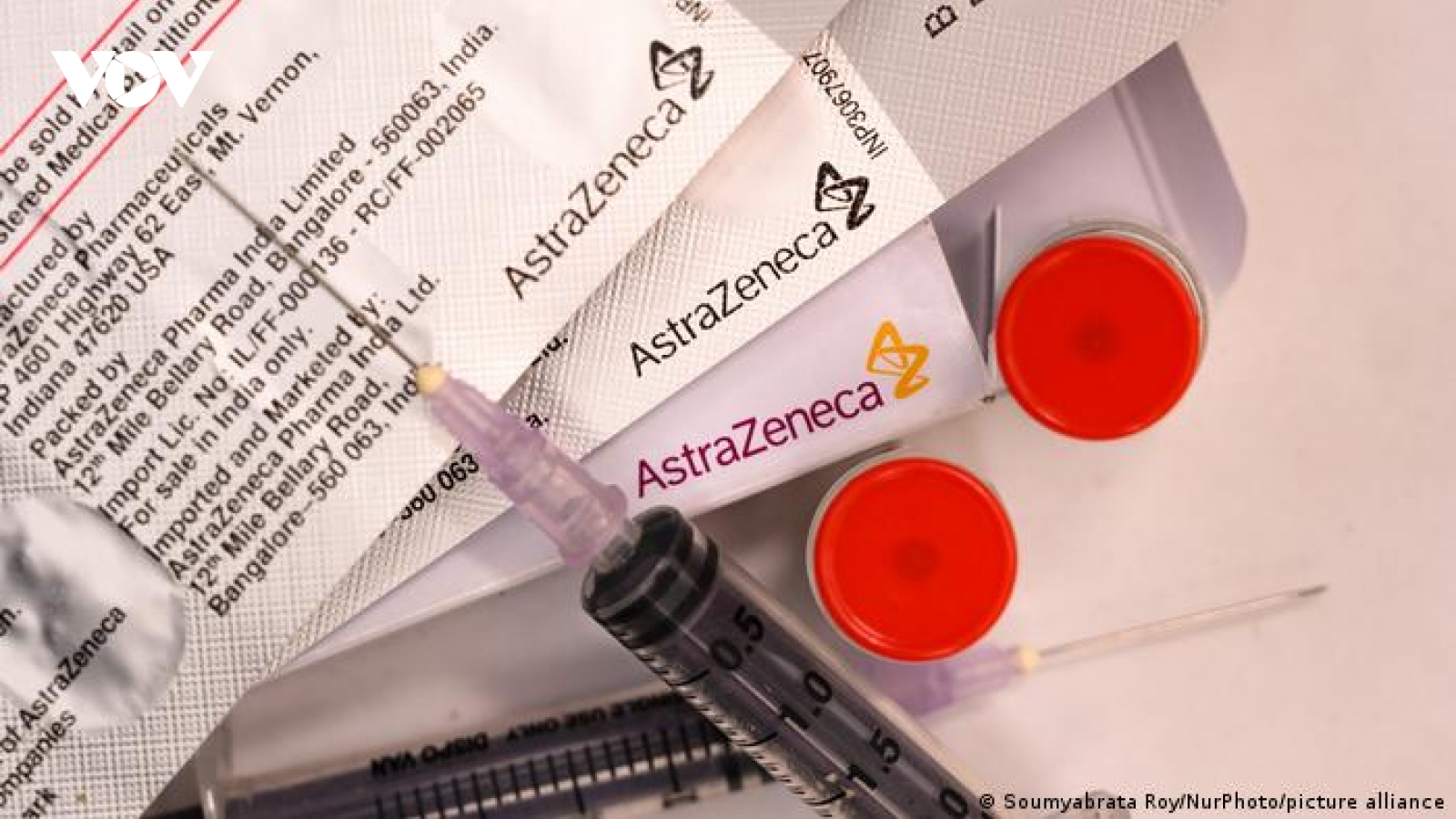 EU yêu cầu AstraZeneca giao 120 triệu liều vaccine Covid-19 vào cuối tháng 6