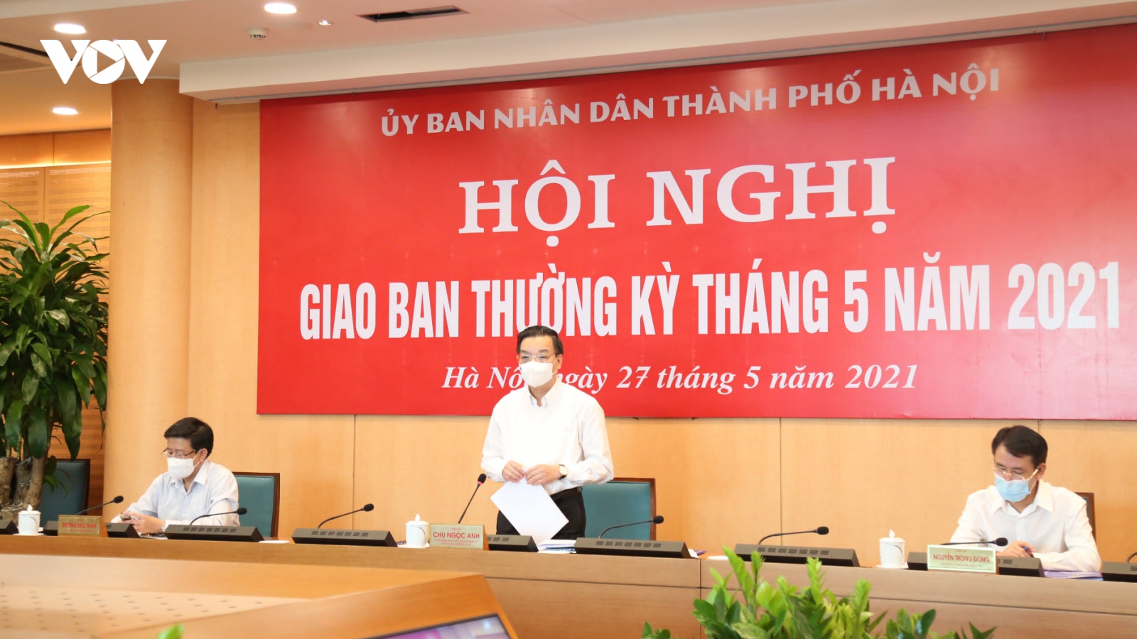 Hà Nội tiếp tục hỗ trợ xét nghiệm 20.000 mẫu, tặng 10.000 kit test cho Bắc Giang