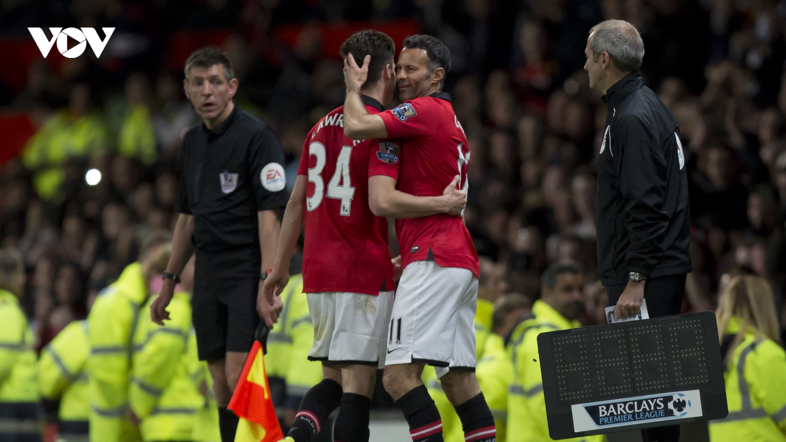 Ngày này năm xưa: Ryan Giggs đá trận cuối cùng cho MU