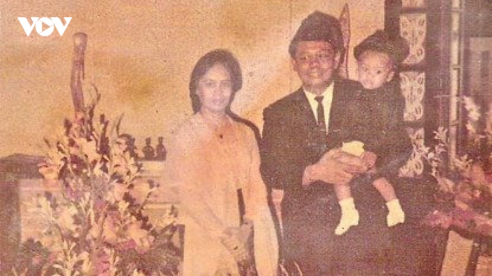 Tình cảm kính trọng của bạn bè Indonesia với Chủ Tịch Hồ Chí Minh