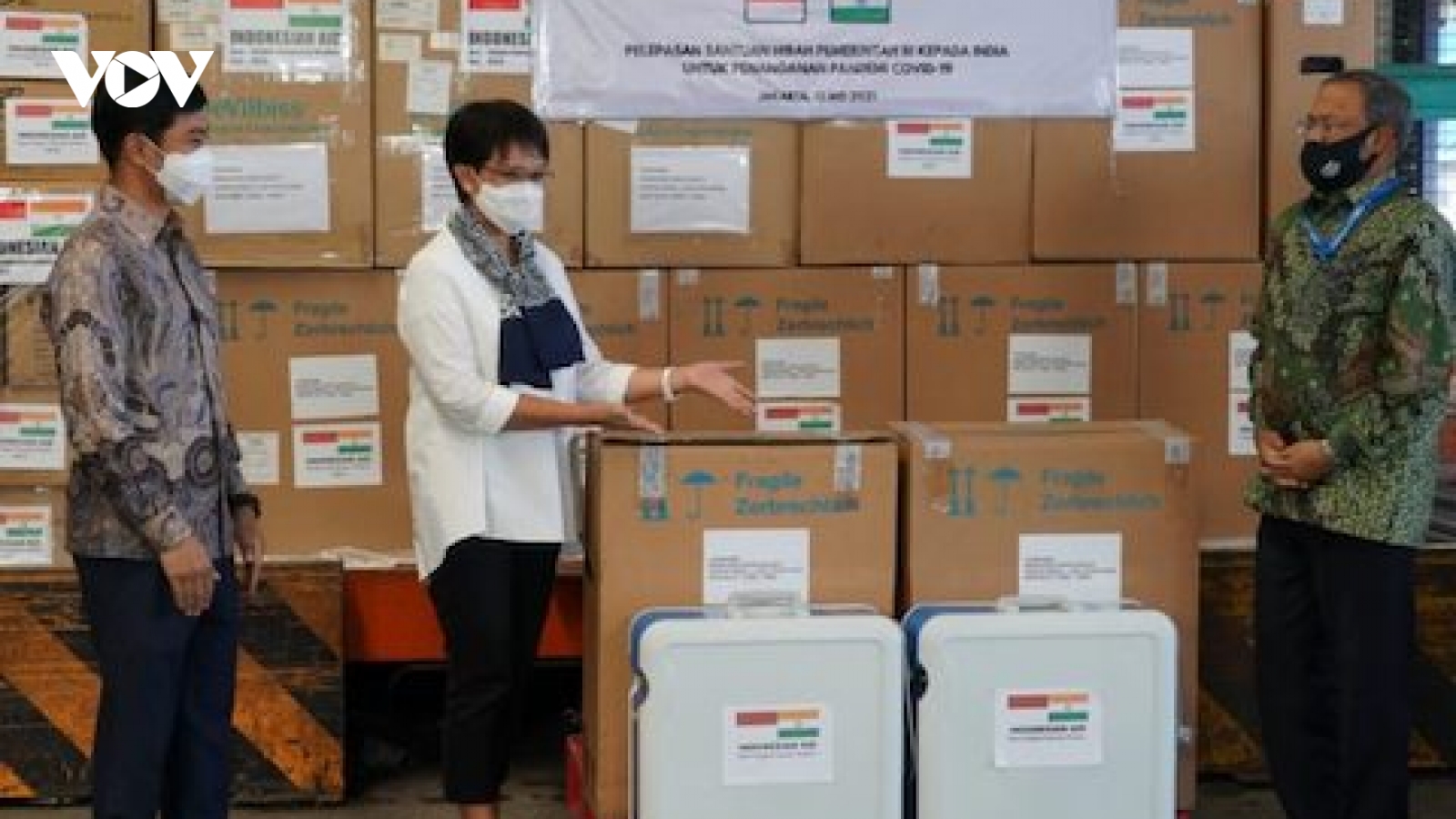 Indonesia viện trợ vật tư y tế cho Ấn Độ giúp đối phó dịch Covid-19