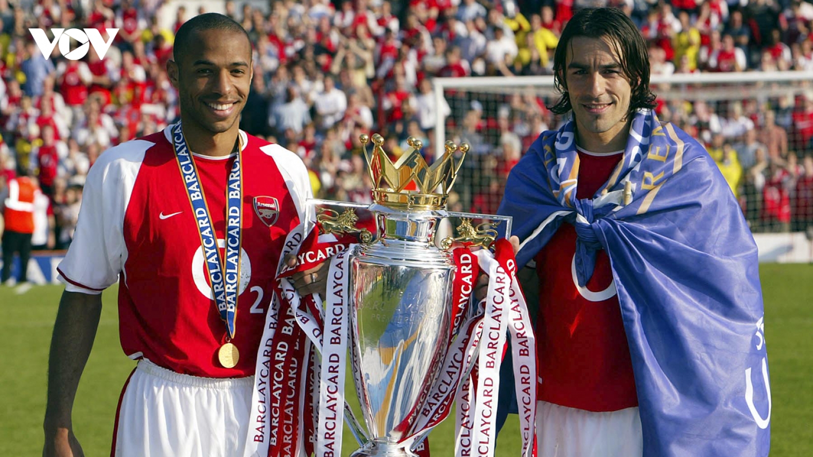 Ngày này năm xưa: Arsenal hoàn tất mùa giải bất bại lịch sử