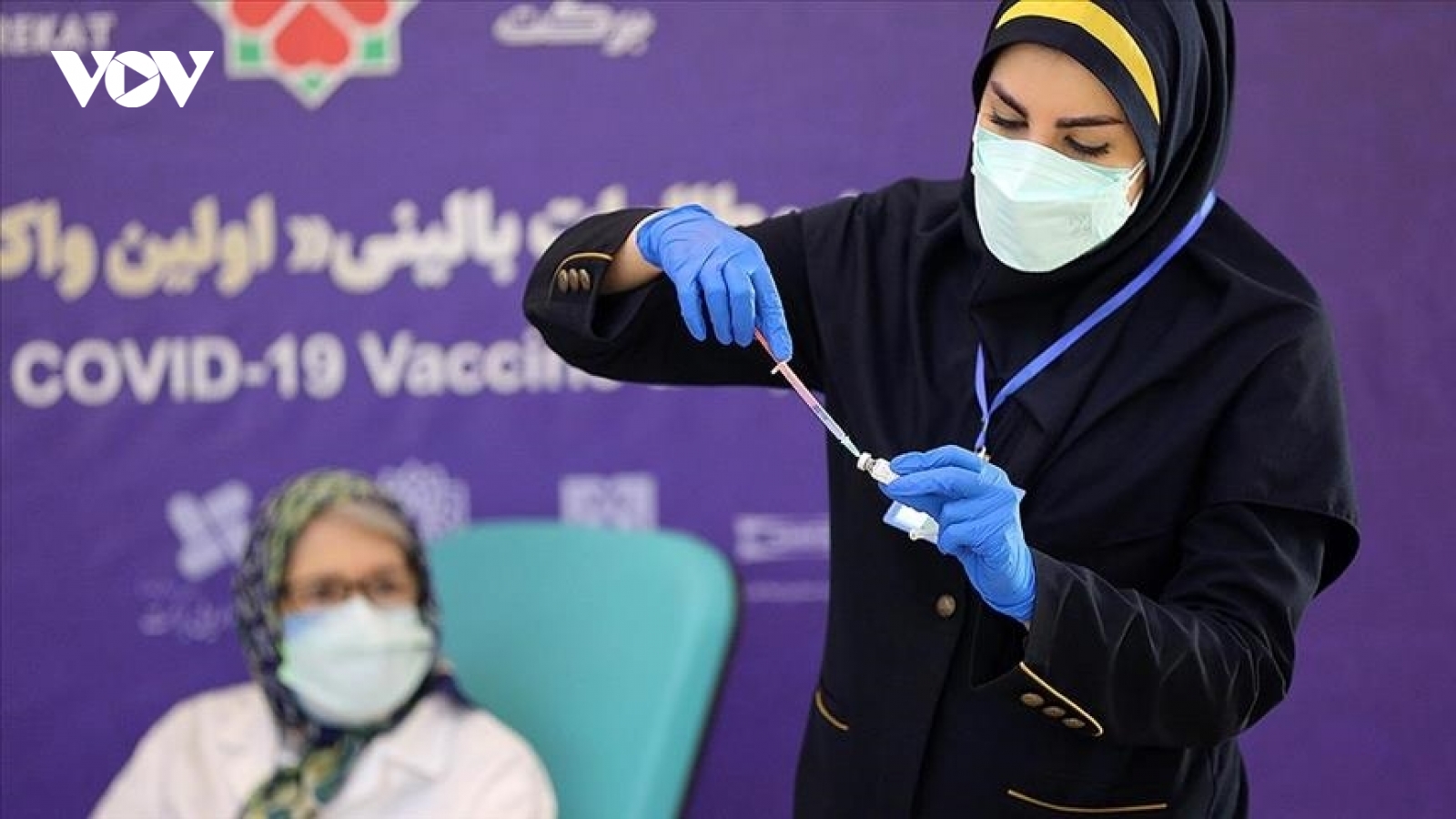 Iran khai trương Trung tâm tiêm chủng Covid-19 lớn “chưa từng có”
