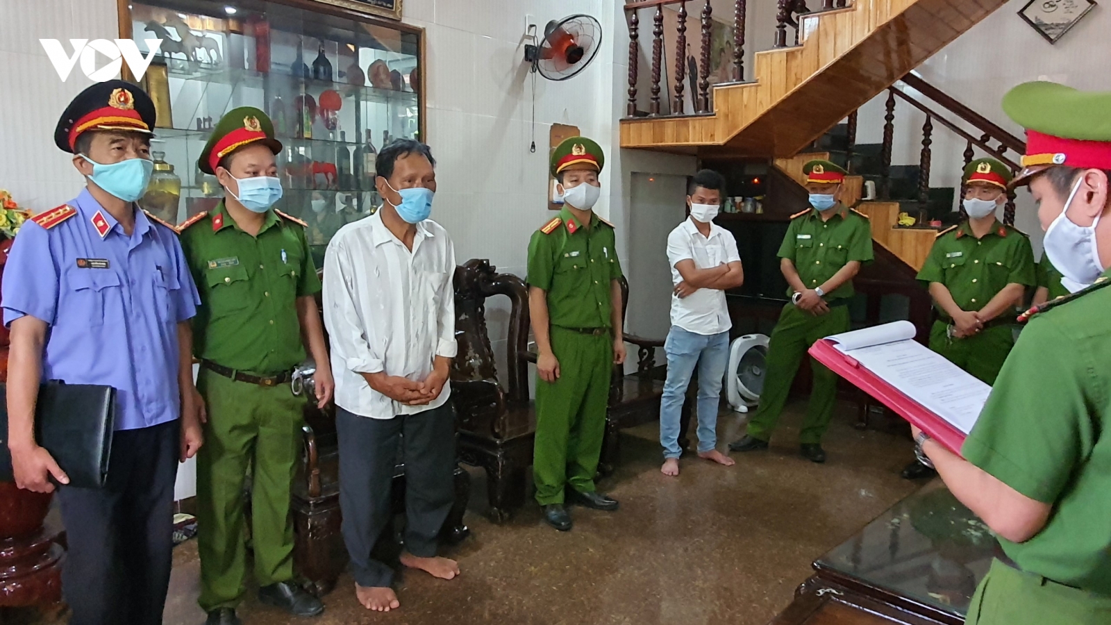 Kê khống 353 mộ giả để chiếm đoạt hơn 700 triệu đồng