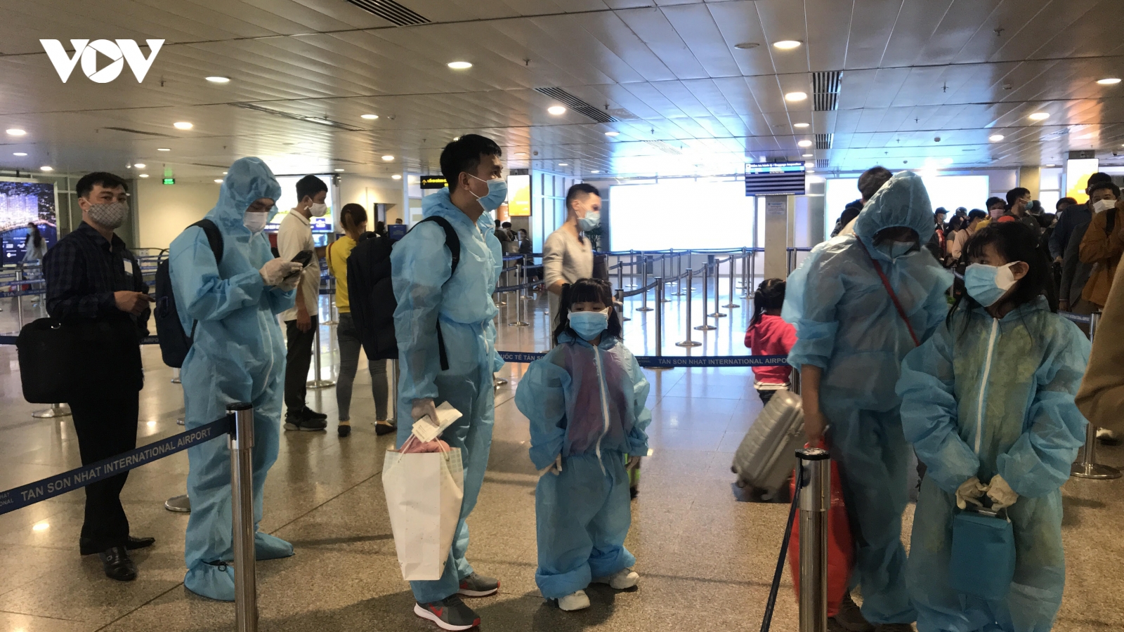 TP.HCM truy tìm trường hợp liên quan 2 ca tái dương tính SARS-CoV-2 ở Hà Tĩnh