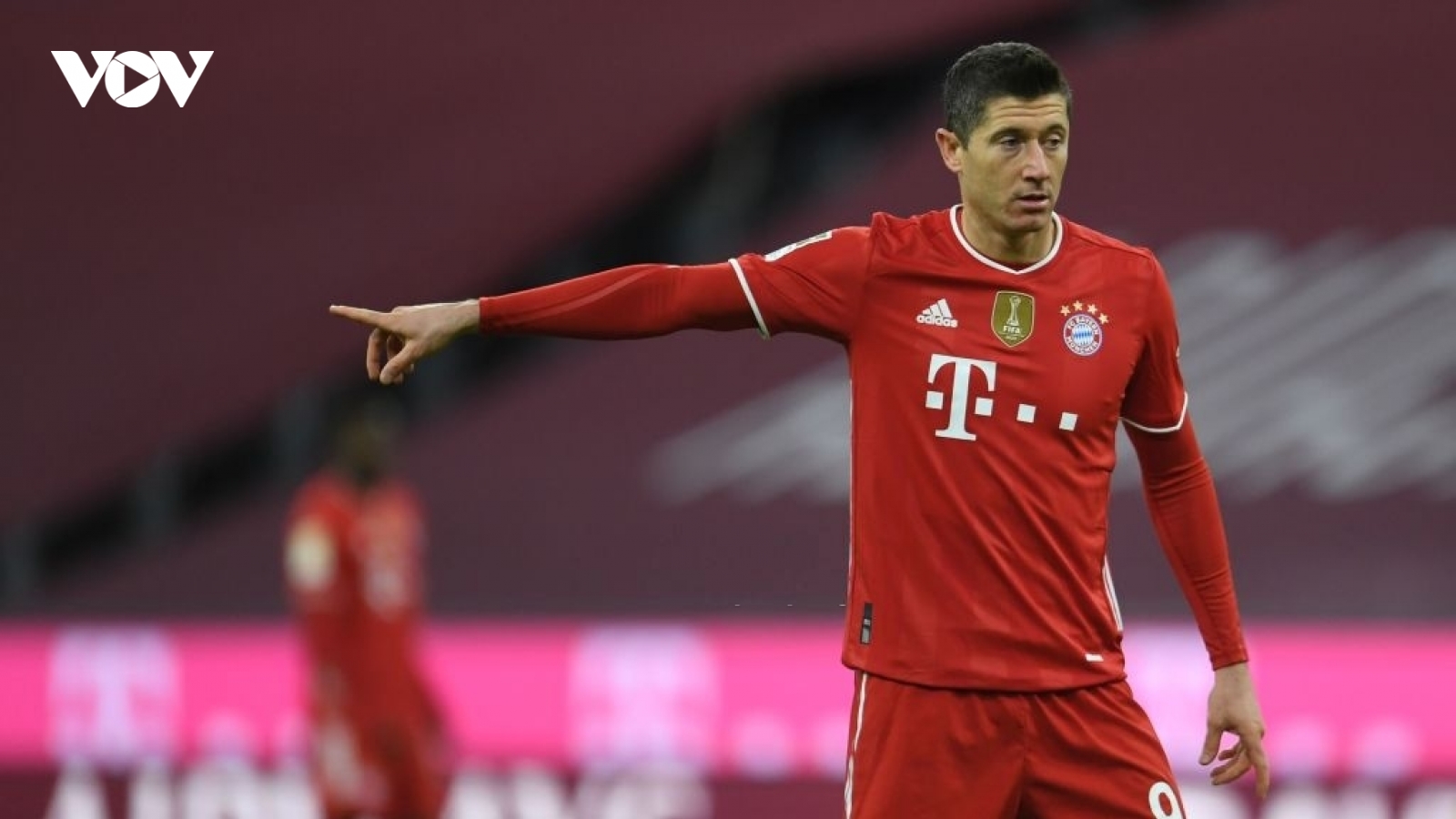 Bayern bất ngờ rao bán tiền đạo Lewandowski