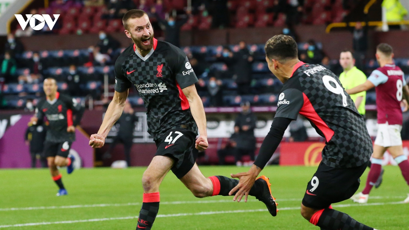 Thắng dễ Burnley, Liverpool tràn trề cơ hội dự Champions League