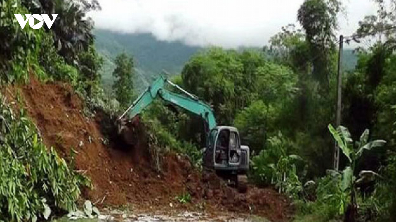 Ngày và đêm 2/5: Ứng phó với dông, lốc, sét, mưa đá, mưa lớn, lũ quét, sạt lở đất