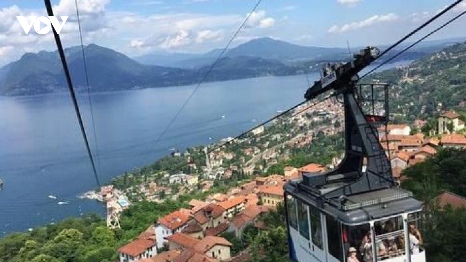 Ít nhất 8 người thiệt mạng do tai nạn cáp treo ở Italy