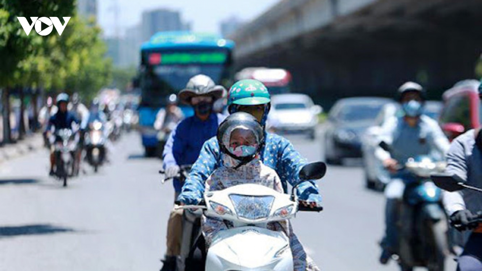 Dự báo thời tiết hôm nay: Cả nước nắng nóng, có nơi trên 39 độ C
