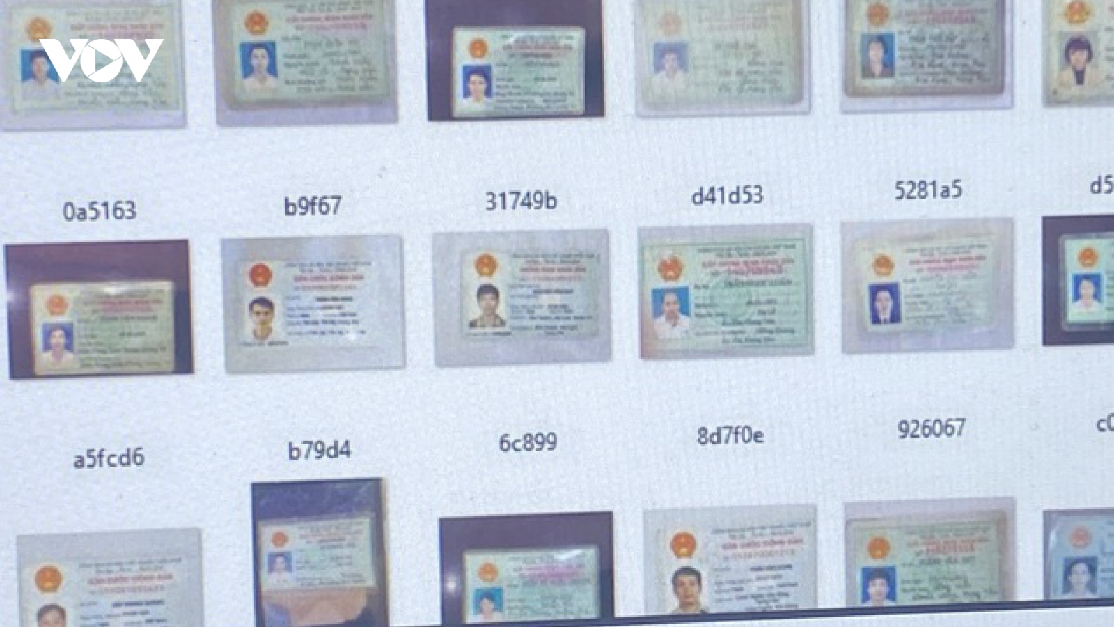 Bộ Công an vào cuộc vụ hàng ngàn chứng minh thư bị rao bán trên diễn đàn hacker