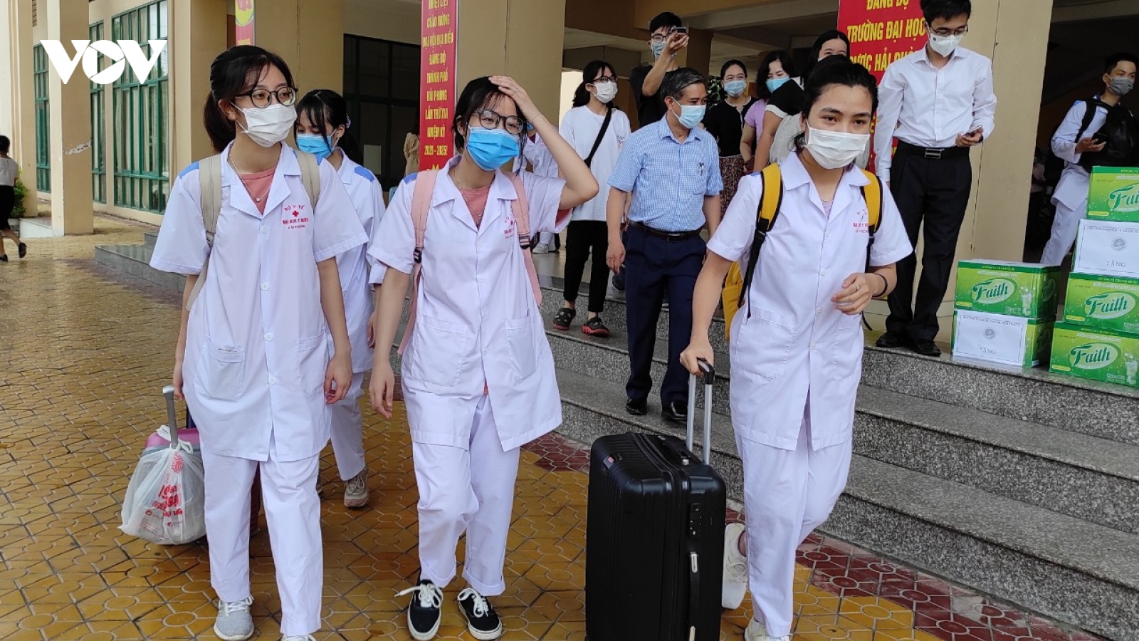Đoàn tình nguyện Hải Phòng, Yên Bái lên đường đến Bắc Giang hỗ trợ chống dịch