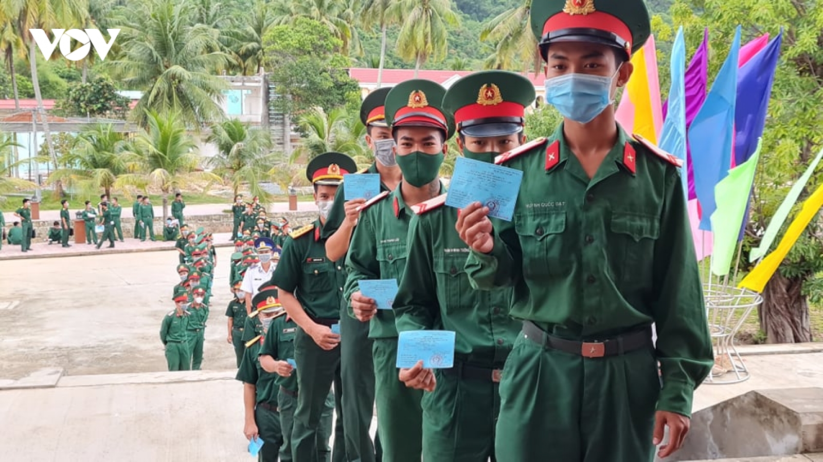 ĐBSCL: Cử tri tại một số đảo và các lực lượng vũ trang ở xa đất liền bầu cử sớm