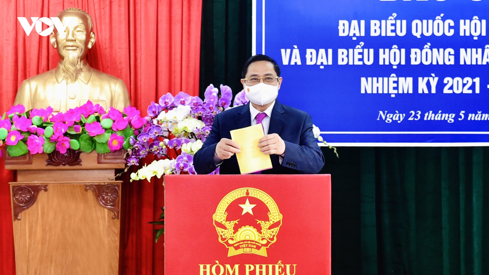 Thủ tướng: “Mỗi cử tri đã thực hiện được quyền và nghĩa vụ công dân của mình”