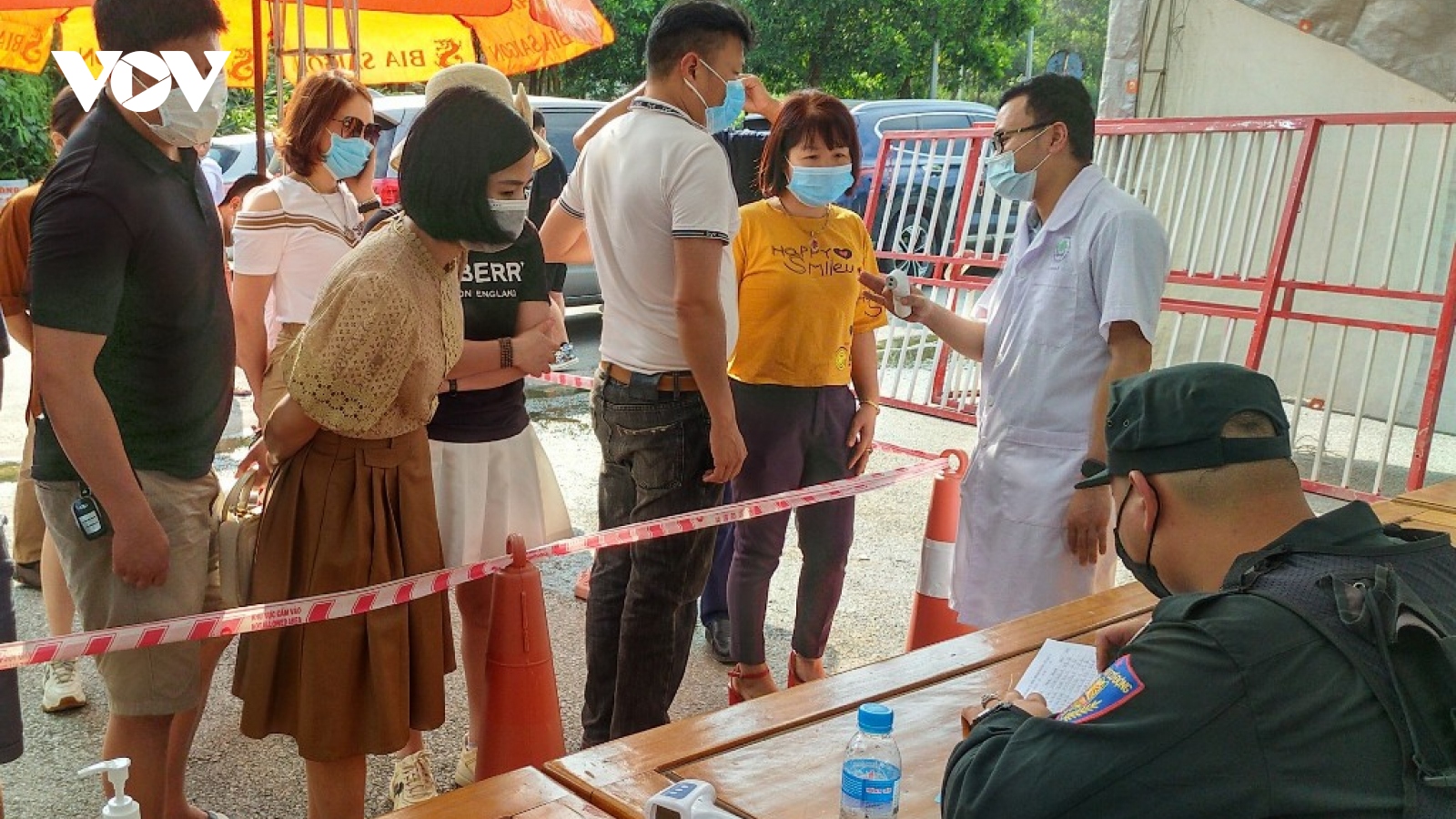 Yên Bái phong tỏa các khu vực liên quan đến chuyên gia Trung Quốc mắc Covid-19