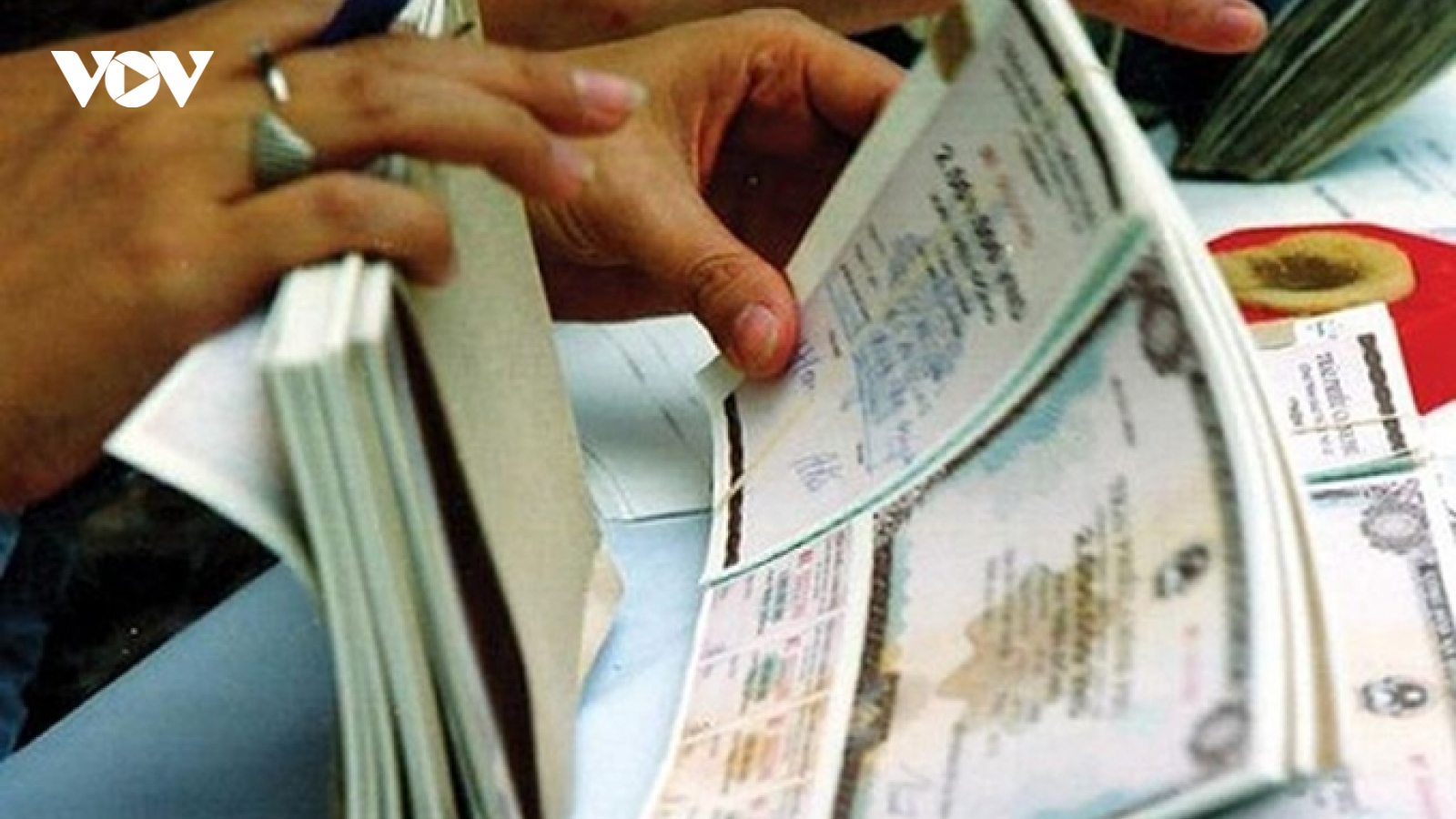 Nhà đầu tư nước ngoài mua ròng 714 tỷ đồng trái phiếu Chính phủ trong tháng 4