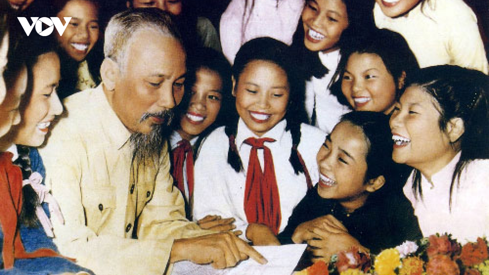 Ca khúc mới "Chúng em yêu Bác Hồ Chí Minh"