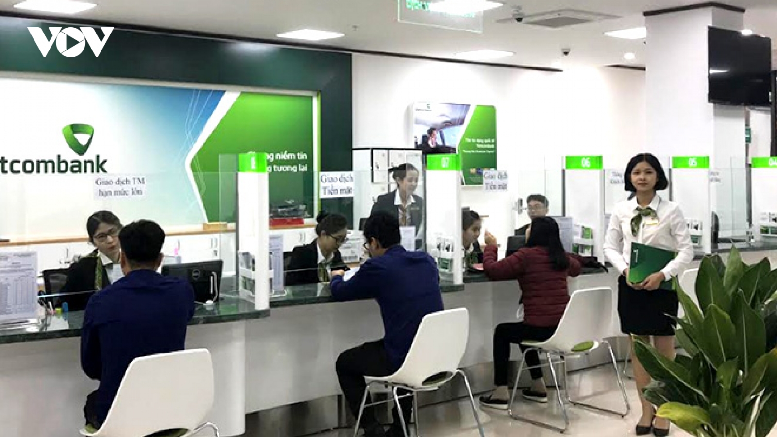 Ngân hàng nào đang “nặng gánh” nợ xấu?