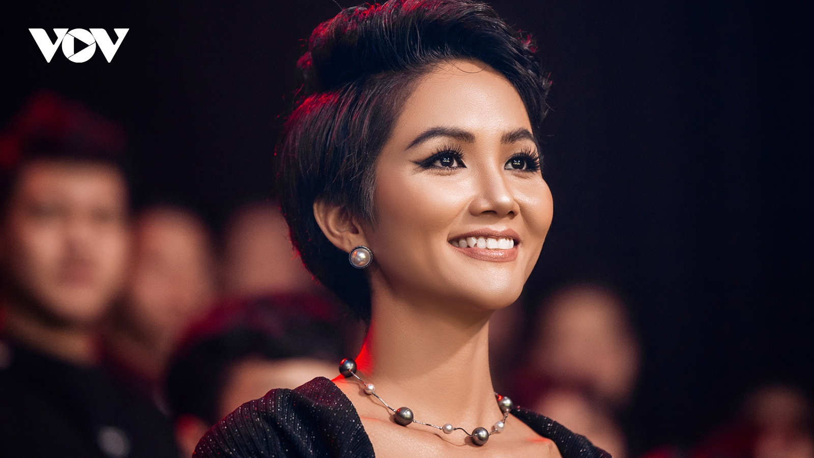 Miss Universe đổi format, H'Hen Niê lẽ ra đã là Á hậu Hoàn vũ Thế giới