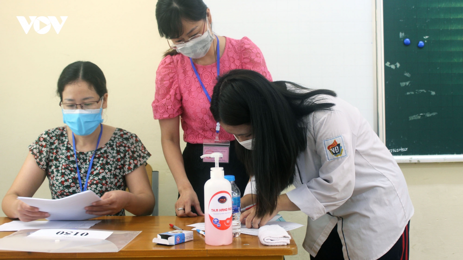 Những vật dụng thí sinh tuyệt đối không được mang vào phòng thi tốt nghiệp