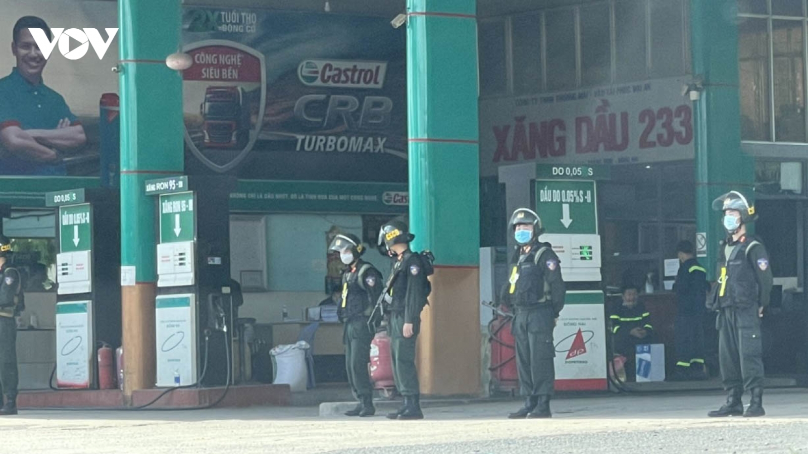 Công an Đồng Nai bắt thêm một đối tượng trong đường dây xăng lậu, xăng giả