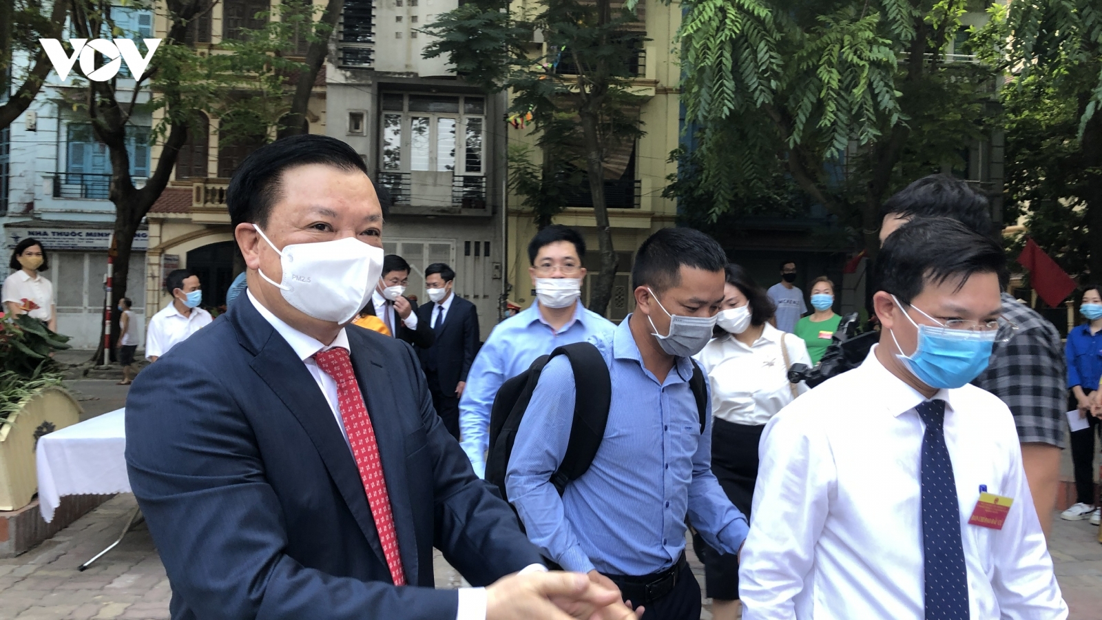 Bí thư Hà Nội kêu gọi các “mạnh thường quân” hỗ trợ mua vaccine phòng COVID-19
