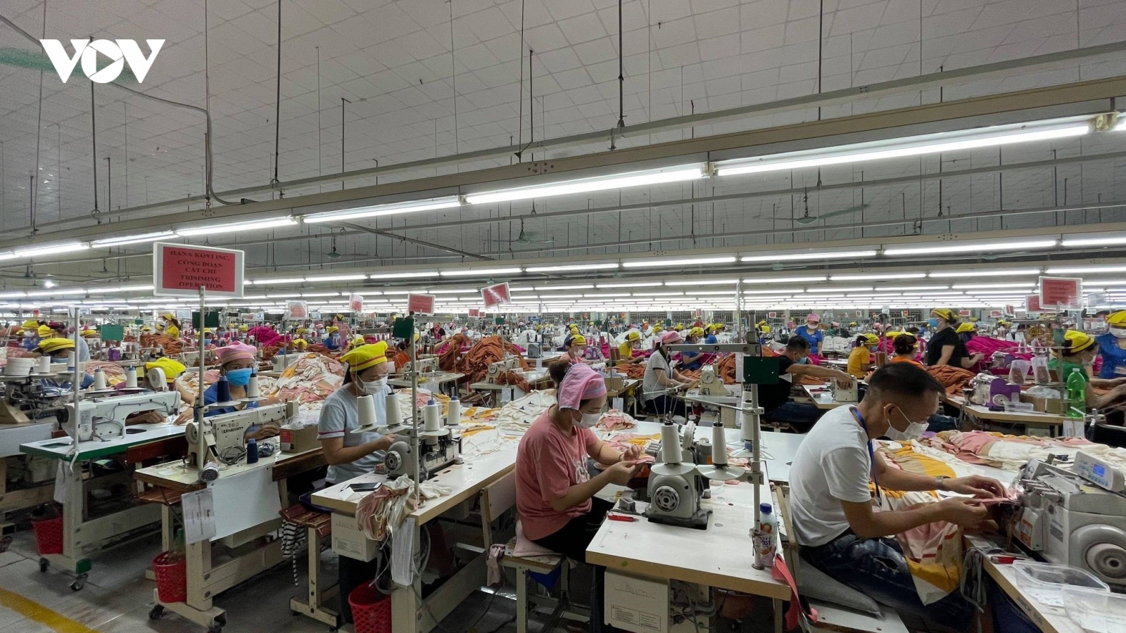 Gần 10.000 công nhân, với hơn 15 doanh nghiệp tại Bắc Giang trở lại hoạt động