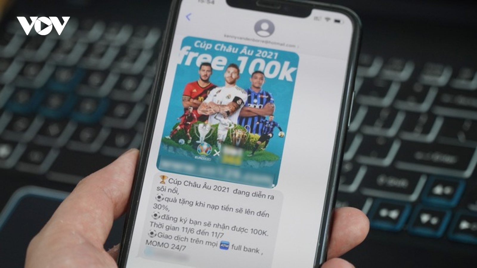 Quảng cáo cá độ bóng đá mùa Euro "tấn công" người dùng iPhone