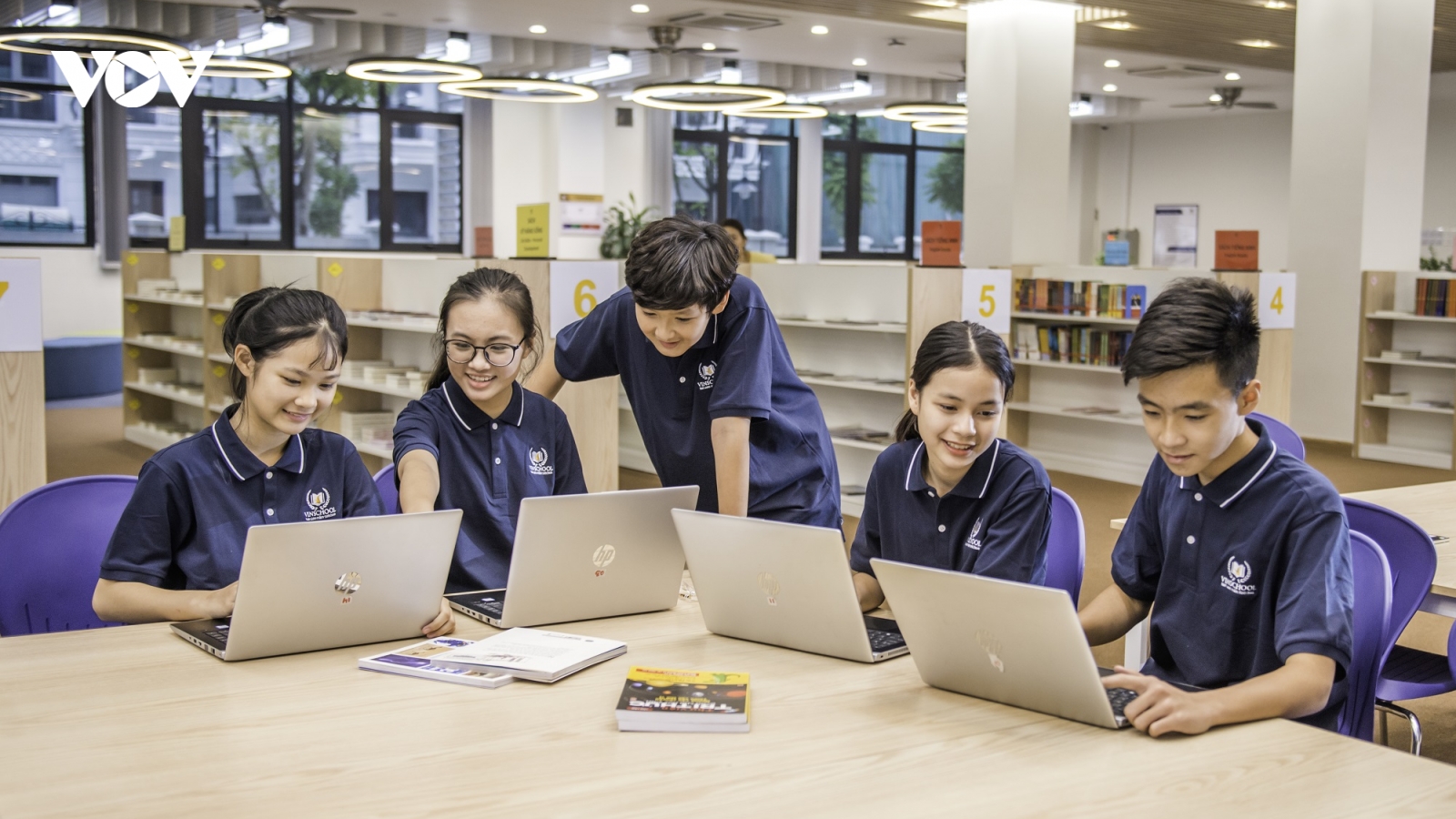 Vinschool “mở cửa” cho hàng triệu học sinh trong mùa dịch Covid-19